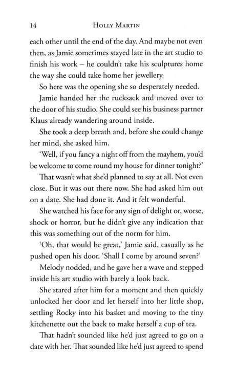 Дополнительное изображение книги «The Cottage on Sunshine Beach»