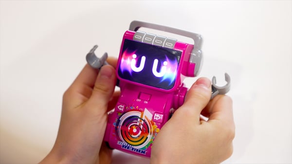 Дополнительное изображение книги «SILVERLIT Интерактивный робот ROBO REMIX»