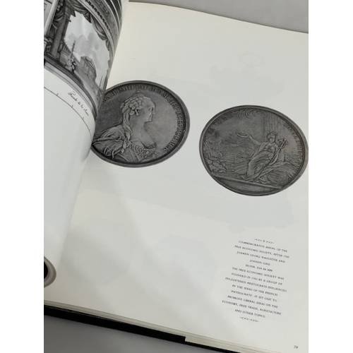 Дополнительное изображение книги «The Treasures of Catherine the Great»
