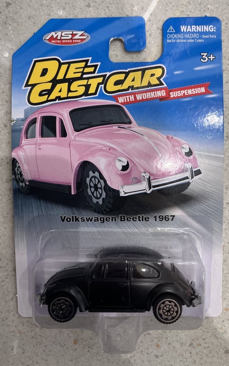 Обложка книги «MSZ металлическая модель 1967 Volkswagen Beetle, масштаб 1:54»