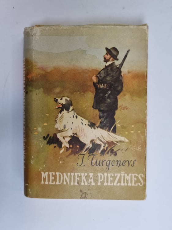 Обложка книги «Mednieka piezīmes» — I. Turgeņevs