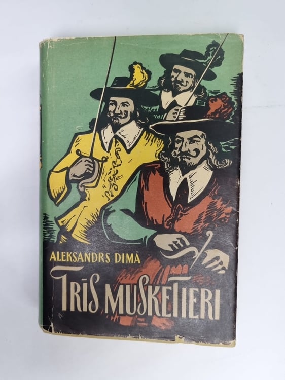Обложка книги «Trīs musketieri» — Aleksandrs Dimā