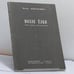 Обложка книги «Возле ёлки» — Белла Ахмадулина, ISBN 9785898030339